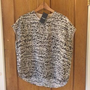 MM LAFLEUR Didion top